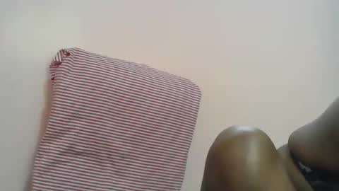 pretty_kylah online show from 10/07/25, 12:13