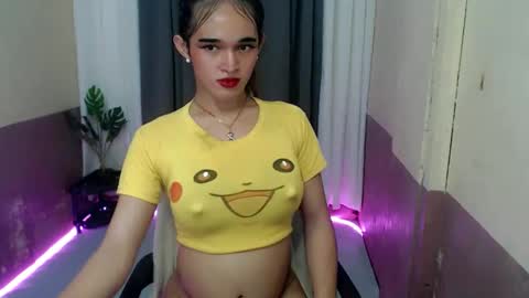 pretty_lady_kitty online show from 04/22/26, 05:58