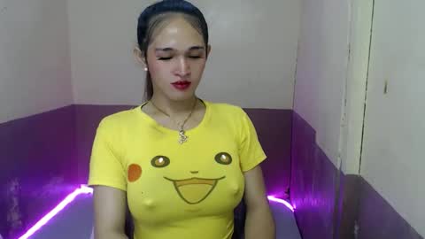 pretty_lady_kitty online show from 04/23/26, 02:52