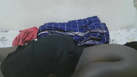 pretty_leila1 online show from 02/15/26, 10:25