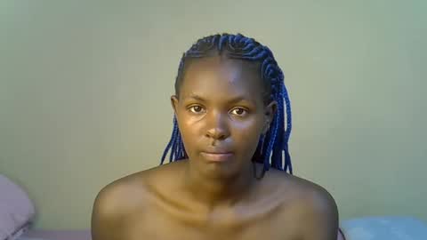 Snapshot of pretty_liny chatting on 10/13/25, 11:43 pretty_liny online show from 10/13/25, 11:43