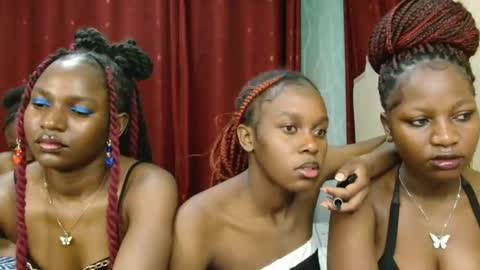 Pretty online show from 02/16/26, 03:52