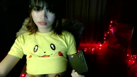 Snapshot of pretty_little_baby18 chatting on 02/25/26, 07:40 Venus online show from 02/25/26, 07:40