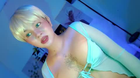 Flor online show from 11/28/25, 05:10