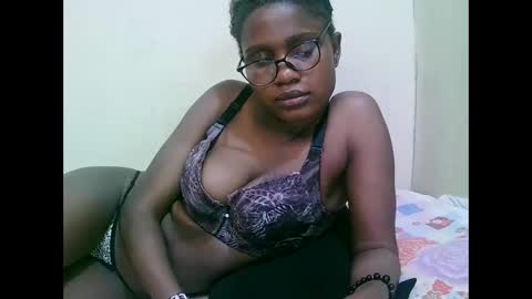 Snapshot of pretty_mellan chatting on 01/24/25, 07:07 pretty_mellan online show from 01/24/25, 07:07