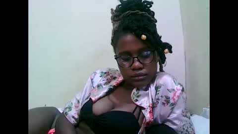Snapshot of pretty_mellan chatting on 01/30/25, 08:11 pretty_mellan online show from 01/30/25, 08:11