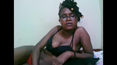 Snapshot of pretty_mellan chatting on 02/01/25, 05:26 pretty_mellan online show from 02/01/25, 05:26