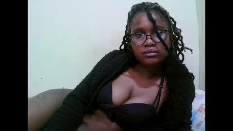Snapshot of pretty_mellan chatting on 02/07/25, 03:55 pretty_mellan online show from 02/07/25, 03:55