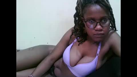 Snapshot of pretty_mellan chatting on 02/11/25, 08:58 pretty_mellan online show from 02/11/25, 08:58