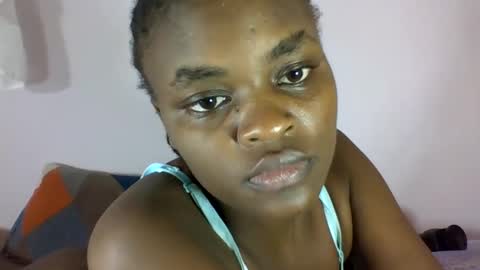 Snapshot of pretty_miya chatting on 12/01/24, 09:04 pretty_miya online show from 12/01/24, 09:04