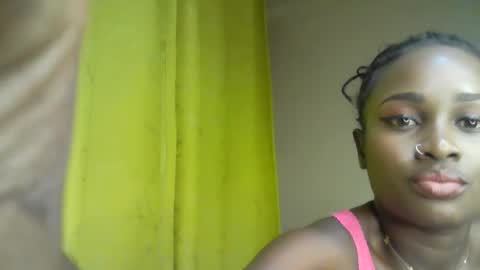 Snapshot of pretty_moh chatting on 10/31/25, 03:46 Moh online show from 10/31/25, 03:46