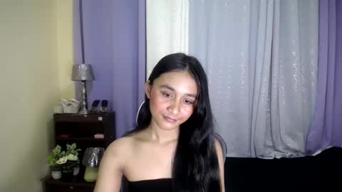 Snapshot of pretty_morenaxx chatting on 03/05/25, 02:12 Marimar online show from 03/05/25, 02:12