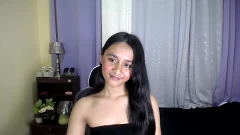 Snapshot of pretty_morenaxx chatting on 03/05/25, 05:50 Marimar online show from 03/05/25, 05:50
