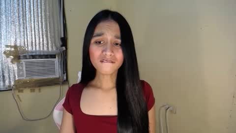 Snapshot of pretty_morenaxx chatting on 09/11/25, 12:38 Marimar online show from 09/11/25, 12:38