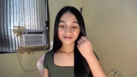 Snapshot of pretty_morenaxx chatting on 09/14/25, 11:09 Marimar online show from 09/14/25, 11:09