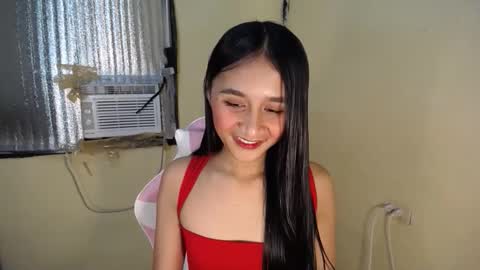 Snapshot of pretty_morenaxx chatting on 10/25/25, 12:07 Marimar online show from 10/25/25, 12:07