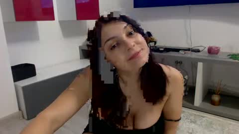 PrettyNatalie online show from 02/23/25, 10:53