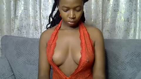 pretty_petite24 online show from 06/26/26, 03:33