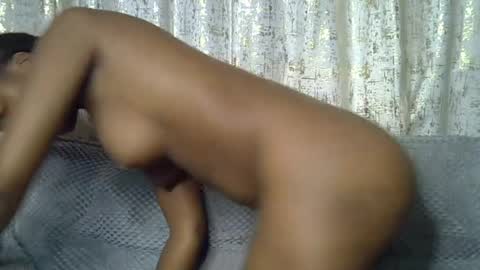 pretty_petite24 online show from 07/11/26, 12:24