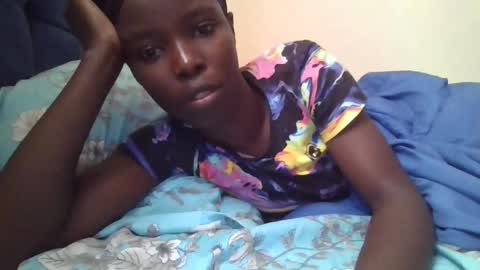 pretty_petite_ebony online show from 11/03/25, 11:44
