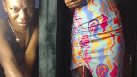 pretty_petitebody online show from 09/16/25, 07:15