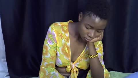 Snapshot of pretty_queen18 chatting on 02/23/25, 04:07 NASH online show from 02/23/25, 04:07