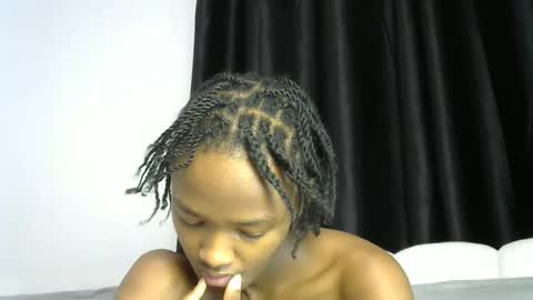 Snapshot of pretty_queennie chatting on 06/24/26, 07:46 Pretty doll online show from 06/24/26, 07:46