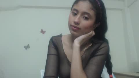Snapshot of pretty_rose_ chatting on 03/02/25, 08:27 Rose online show from 03/02/25, 08:27