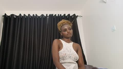 Snapshot of pretty_sexxxy chatting on 05/15/26, 08:16 pretty_sexxxy online show from 05/15/26, 08:16