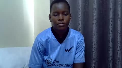 pretty_sheanna online show from 10/06/25, 08:23