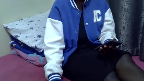 pretty_sheanna online show from 11/02/25, 02:47