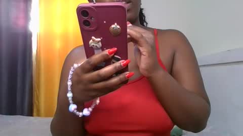 pretty_shila online show from 11/15/25, 02:13