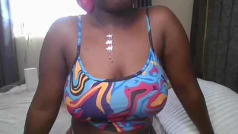 pretty_shila online show from 01/18/26, 01:37