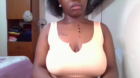 pretty_shila online show from 04/06/26, 08:54