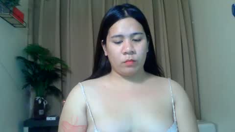 pretty stela online show from 11/09/25, 02:15