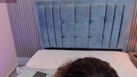 Snapshot of pretty_sunlight_ chatting on 07/26/26, 01:03 Daisy Flower online show from 07/26/26, 01:03
