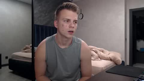 Justin online show from 11/05/25, 02:33