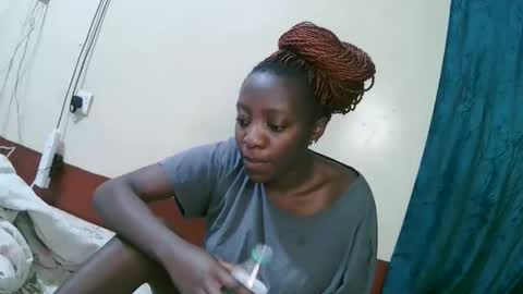 pretty_tiffany1 online show from 04/23/26, 11:31