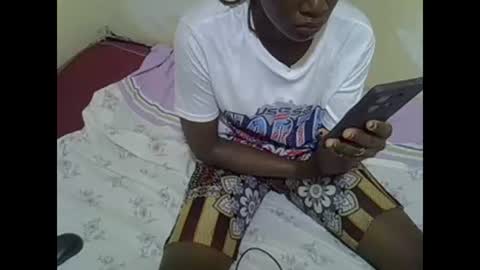 prettyalma online show from 01/02/25, 01:40