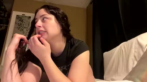 prettybaby22 online show from 11/28/25, 10:56