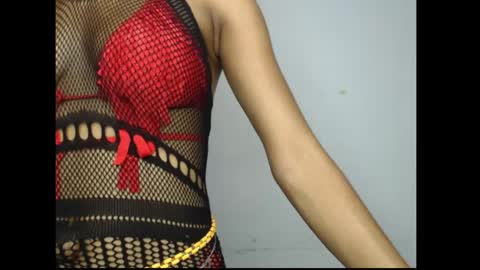 helen online show from 04/22/26, 06:42