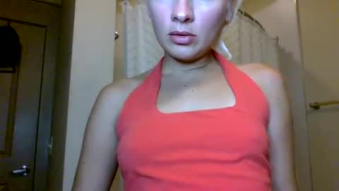 Snapshot of prettybabypetite chatting on 11/12/25, 02:01 Missy Jack online show from 11/12/25, 02:01