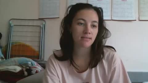 Bella online show from 10/06/25, 10:45