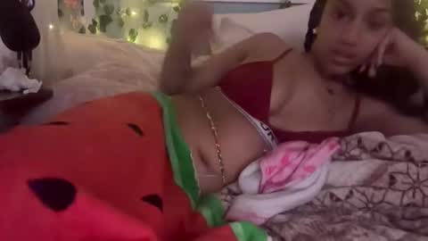 Snapshot of prettyblackgal chatting on 03/19/26, 05:11 prettyblackgal online show from 03/19/26, 05:11