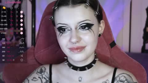 Violet online show from 12/10/24, 02:28