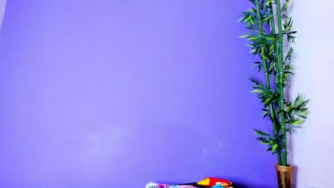 Snapshot of prettybunnies08 chatting on 01/11/25, 10:40 Enzo Denis online show from 01/11/25, 10:40