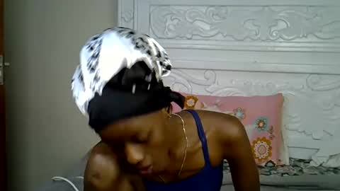 Bunny online show from 10/14/25, 02:01