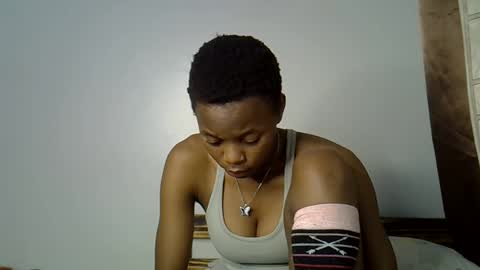 Snapshot of prettycoco_ chatting on 05/04/26, 01:12 coco online show from 05/04/26, 01:12