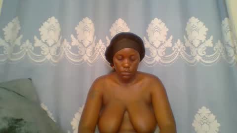 Snapshot of prettydarkskin002 chatting on 04/03/26, 05:49 SHANIA online show from 04/03/26, 05:49