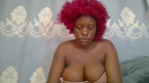 Snapshot of prettydarkskin002 chatting on 04/05/26, 05:15 SHANIA online show from 04/05/26, 05:15
